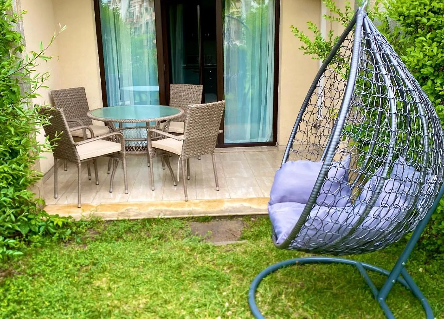 Green Life Private Apartments 索佐波尔