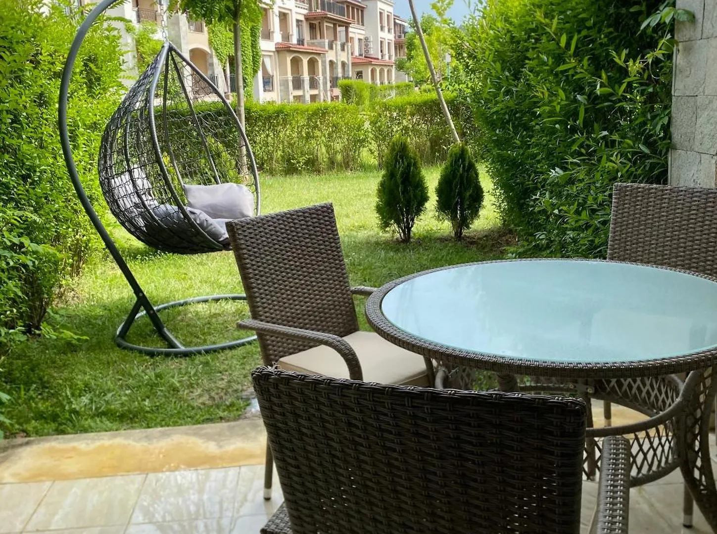Green Life Private Apartments 索佐波尔